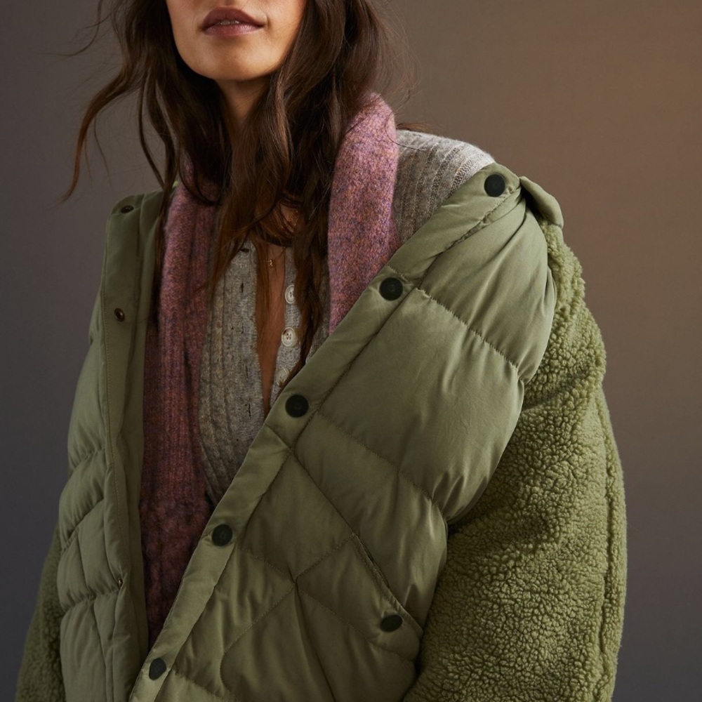 ONLY ONE LEFT!  NWT Anthropologie Oversized Puffer Coat. Moss color - Picture 5 of 11